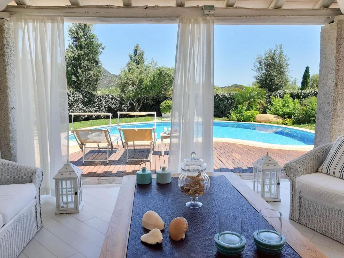 Villa Bougainvillea Con Piscina E Giardino Privato A Pochi Passi Dal Mare Castiadas Exterior photo