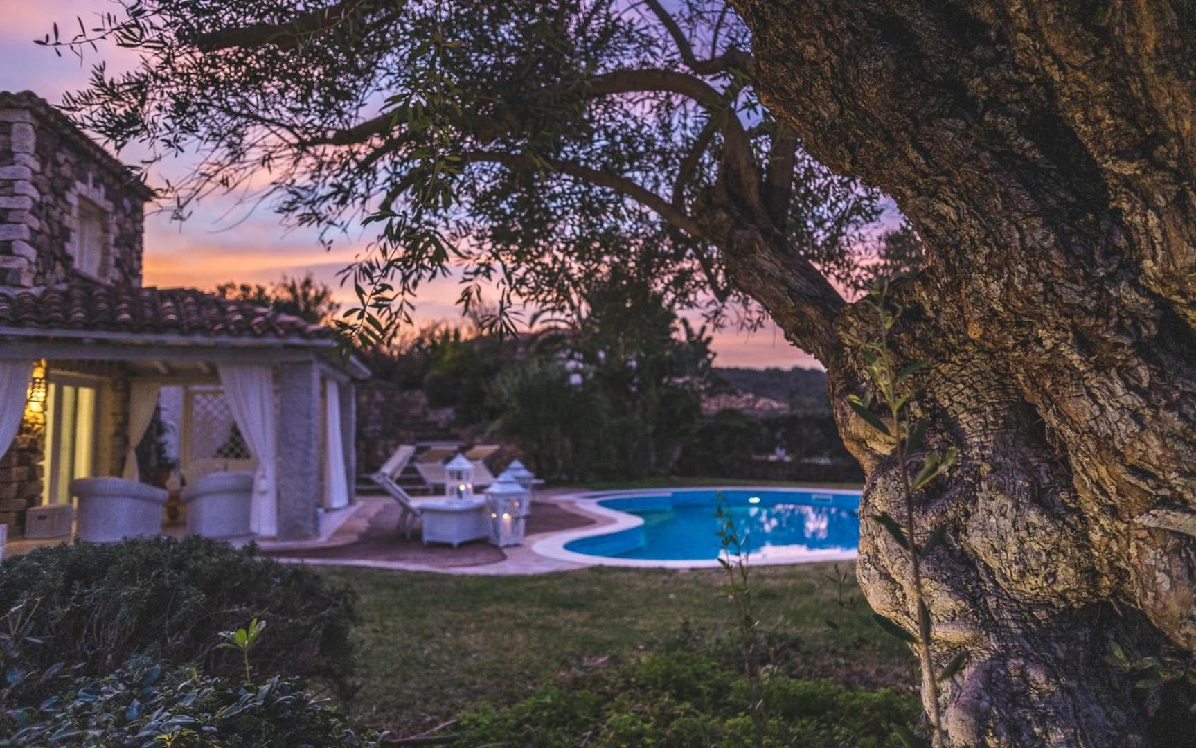 Villa Bougainvillea Con Piscina E Giardino Privato A Pochi Passi Dal Mare Castiadas Exterior photo
