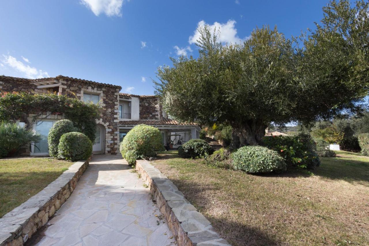 Villa Bougainvillea Con Piscina E Giardino Privato A Pochi Passi Dal Mare Castiadas Exterior photo